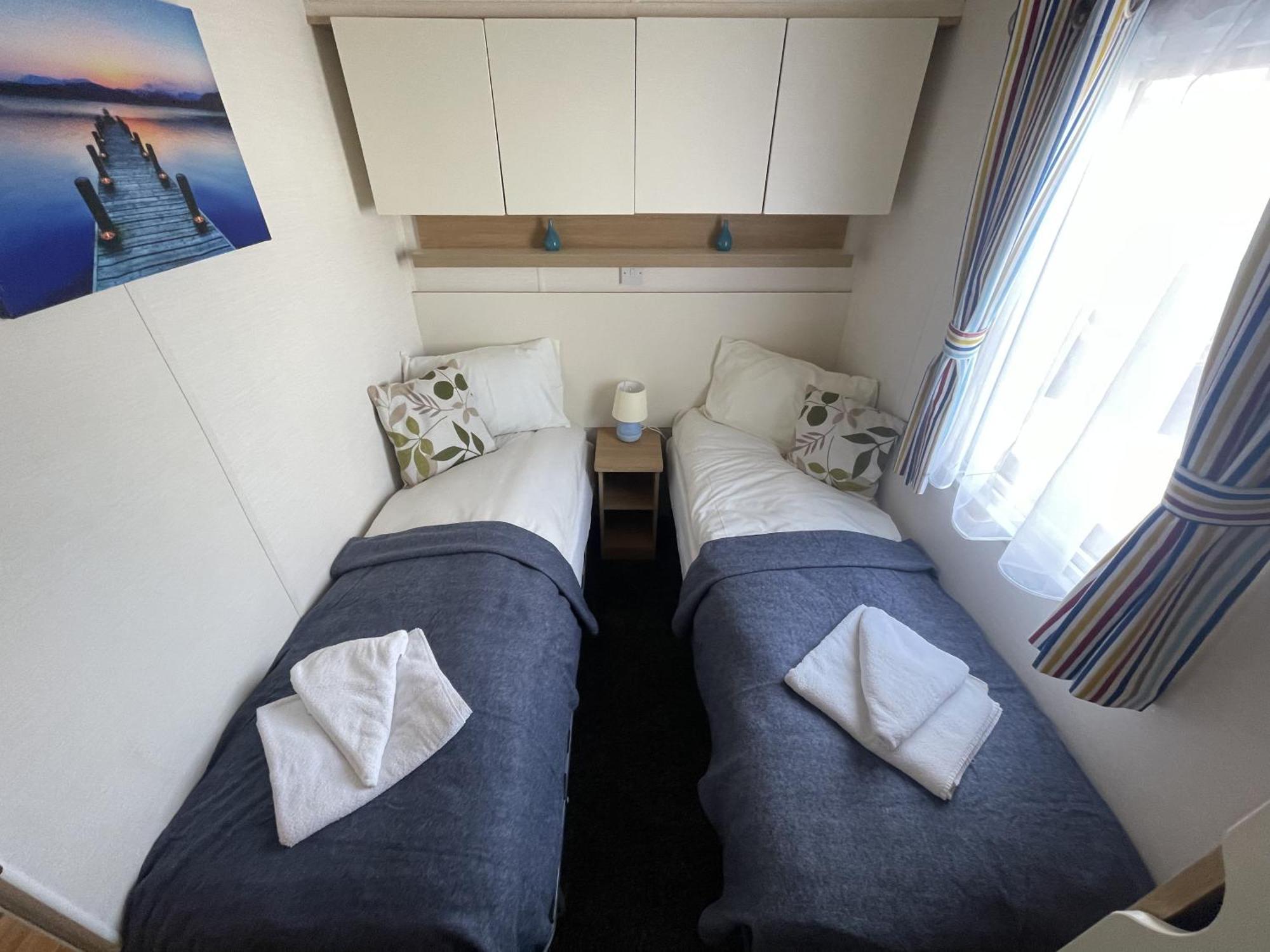 2 Bedroom Caravan, Edi Rita, Robin Hood, Pet Friendly Meliden Extérieur photo